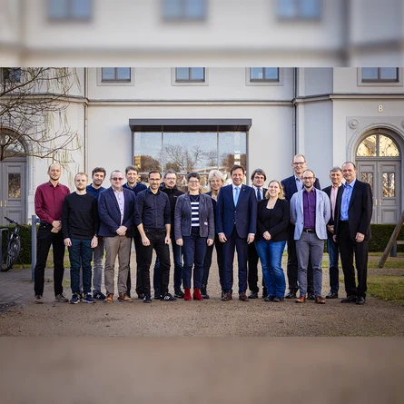 Gruppenbild Mitglieder des Fachbeirats Digitaler Zwilling Sachsen